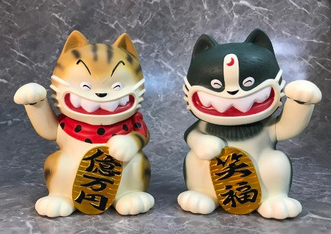 招き猫スタイルのソフビ新登場！