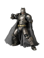 メディコムトイ MAFEX ARMORED BATMAN Ver.1.5