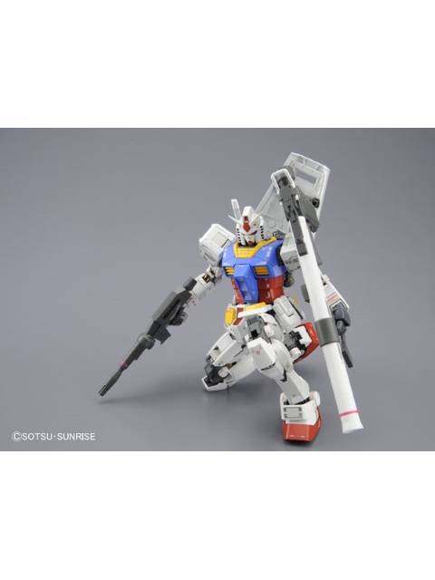 ガンプラ MG 1/100 RX-78-2 ガンダム Ver.3.0 【プラモデル】