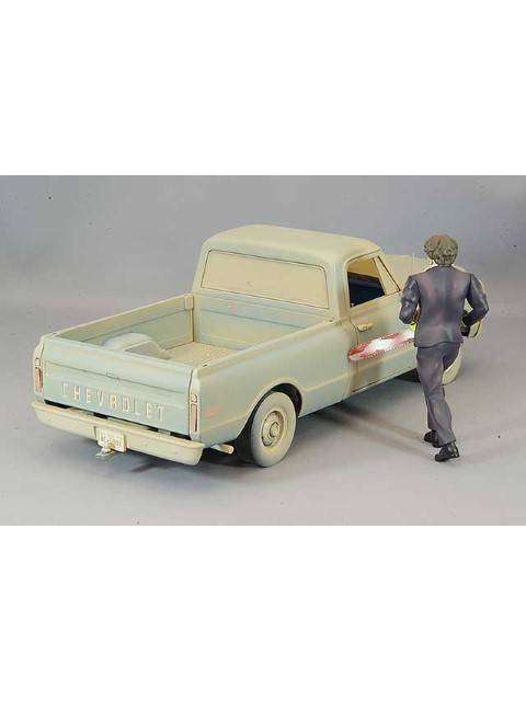 ハイウェイ61 1/18 1971 シボレー C-10 with レザーフェイス フィギュア 「悪魔のいけにえ / The Texas Chain Saw Massacre(1974)」