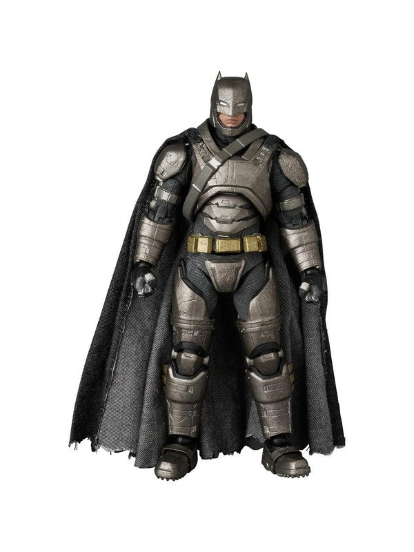 メディコムトイ MAFEX ARMORED BATMAN Ver.1.5