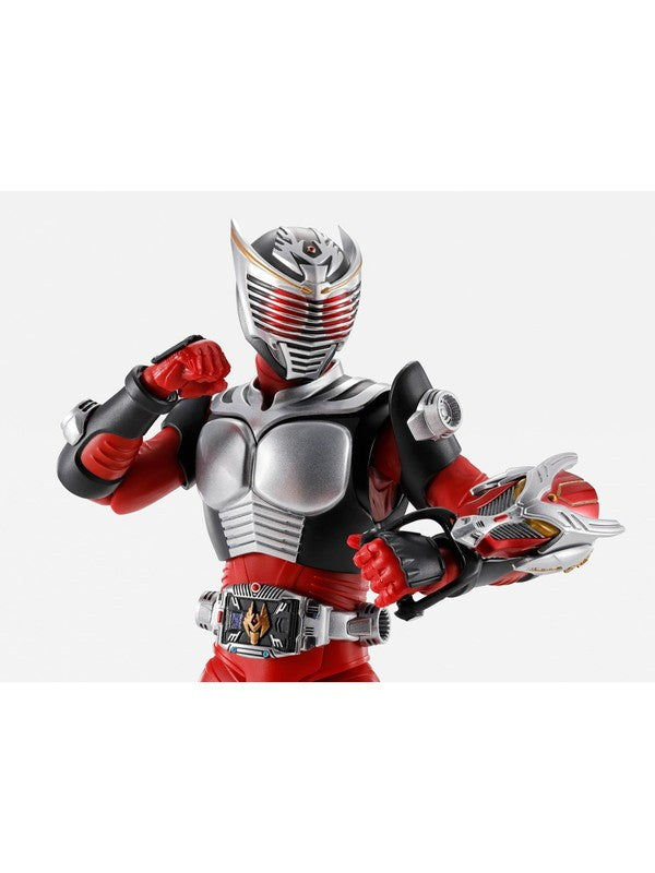 S.H.Figuarts 真骨彫製法 仮面ライダー龍騎