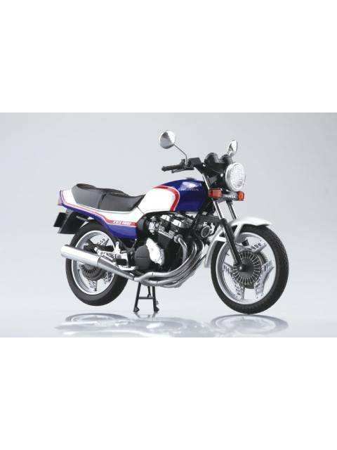 アオシマ Honda CBX400F パール/キャンディブルー