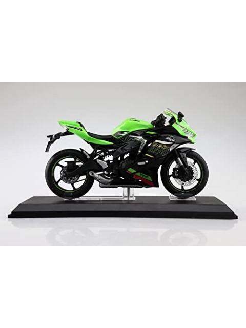 1/12 完成品バイク KAWASAKI Ninja ZX-25R ライムグリーン×エボニー