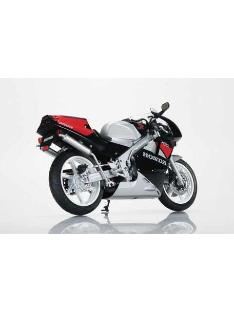 1/12 完成品バイク Honda NSR250R '89 ブラック×シードシルバーメタリック