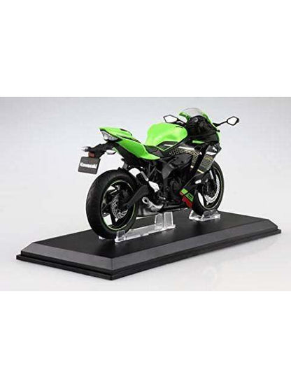 1/12 完成品バイク KAWASAKI Ninja ZX-25R ライムグリーン×エボニー