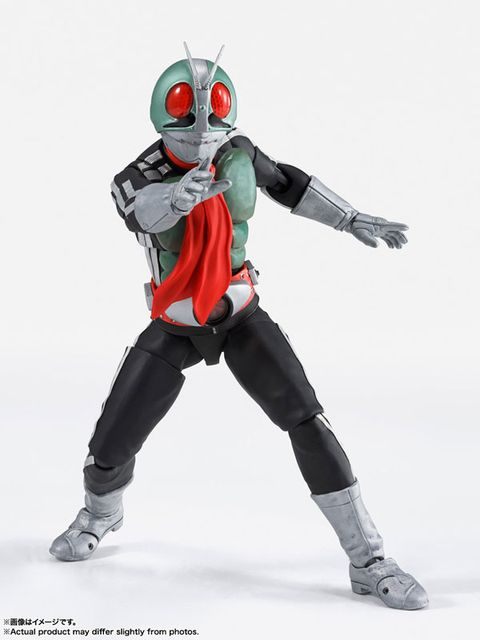 S.H.Figuarts 真骨彫製法 仮面ライダー新1号 栄光の昭和ライダーエディション（初回限定台座付属）