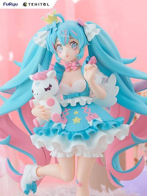 Furyu TENITOL Hatsune Miku Dream Princess