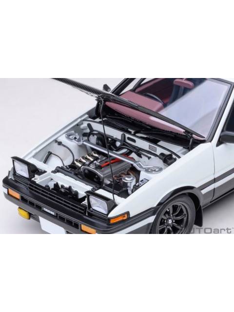 オートアート 1 18 イニシャルd オファー トヨタ スプリンター トレノ ae86 project d