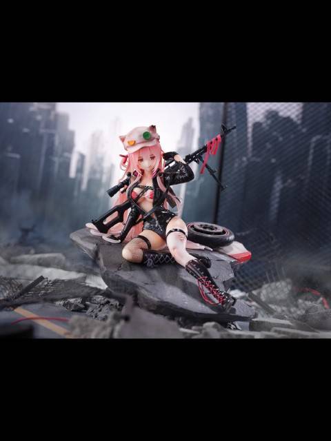 Shibuya Scramble Figure UKM-2000 Shippuu Jinrai -Severely Injured Ver.- "Dolls' Frontline" 1/7 scale