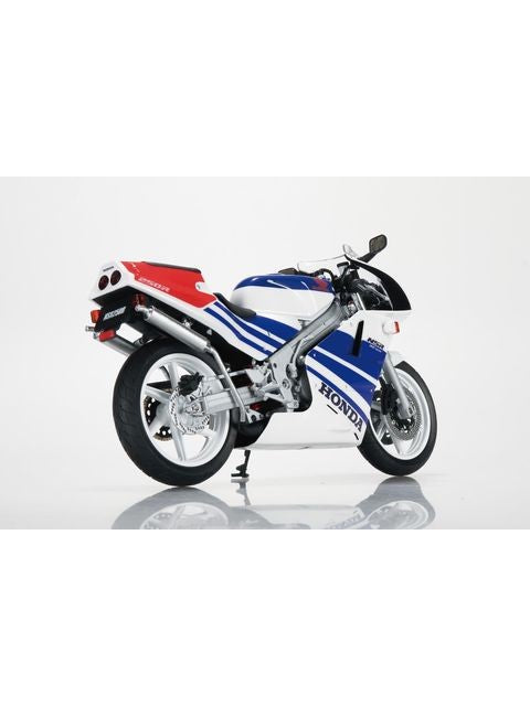 1/12 完成品バイク Honda NSR250R '89 ロスホワイト×テラブルー