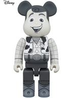 BE@RBRICK WOODY B&W Ver. 1000％ 「トイストーリー」 【大型商品】