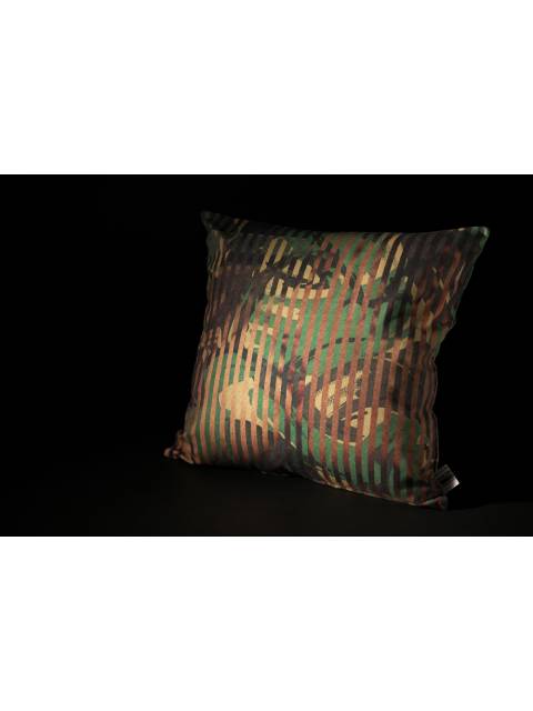 メディコムトイ SQUARE CUSHION 「CAMOUFLAGE」 KHAKI