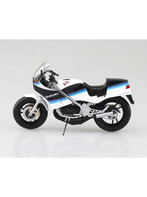 アオシマ 1/12完成品バイク SUZUKI RG250Γ ブルー×ホワイト