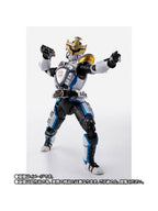 【魂ウェブ商店 限定品】 S.H.Figuarts（真骨彫製法） 仮面ライダーイクサ セーブモード／バーストモード 【新古品 特別価格】