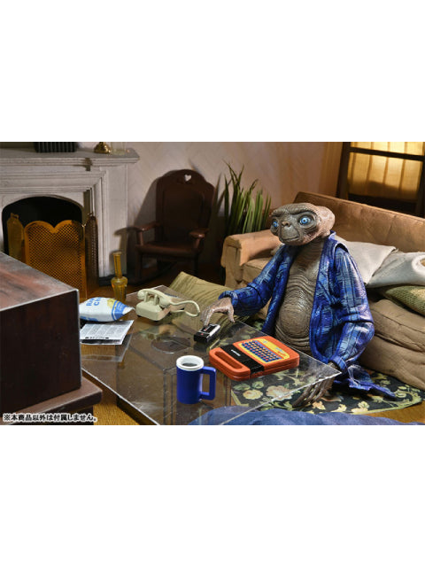 ネカ E.T. テレパシー ver 「イーティー」 40th アニバーサリー アルティメット アクションフィギュア