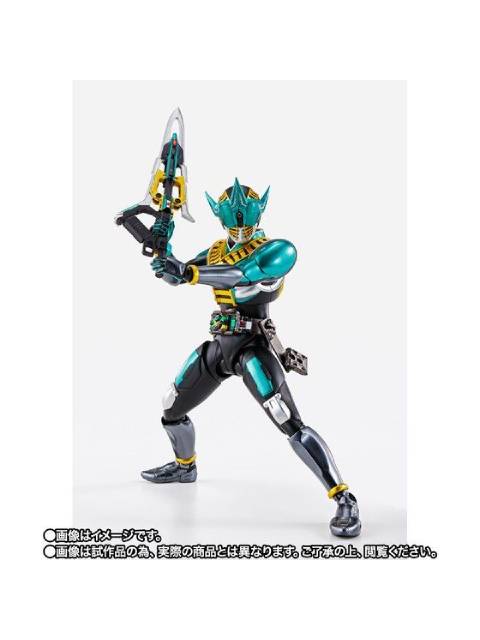 【魂ウェブ商店 限定品】 S.H.Figuarts（真骨彫製法） 仮面ライダーゼロノス アルタイルフォーム 【新古品 特別価格】 ｢仮面ライダー電王｣