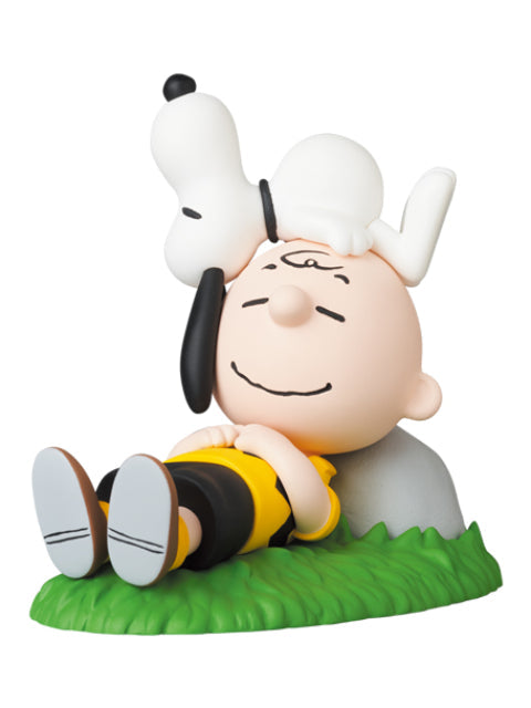 メディコムトイ UDF NAPPING CHARLIE BROWN ＆ SNOOPY 「PEANUTS SERIES 13」