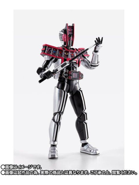 【魂ウェブ商店 限定品】 S.H.Figuarts 真骨彫製法 仮面ライダーディケイド コンプリートフォーム 【新古品 特別価格】