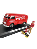MOTORCITY CLASSICS 1/24 VW タイプ 2 T1 カーゴバン レッド 1963 フィギュア アクセサリー付 【424062】 Coca-Cola コカ・コーラ