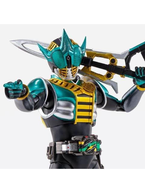 【魂ウェブ商店 限定品】 S.H.Figuarts（真骨彫製法） 仮面ライダーゼロノス アルタイルフォーム 【新古品 特別価格】 ｢仮面ライダー電王｣