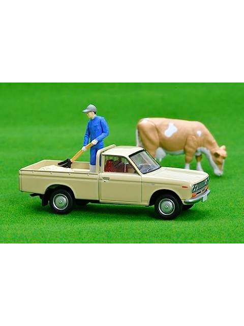 トミカリミテッドヴィンテージ LV-195d ダットサン 1300 トラック(薄茶)フィギュア付