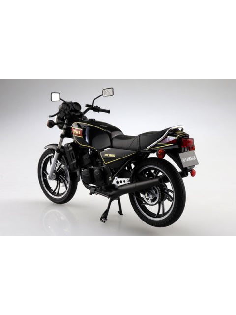 1/12 完成品バイク Yamaha RZ250 ニューヤマハブラック – FATMAMA